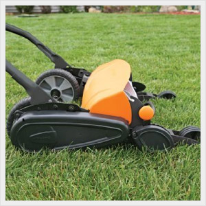 Second large picture of a fiskars reel mower.