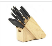 Product review of oxo knife sets.
